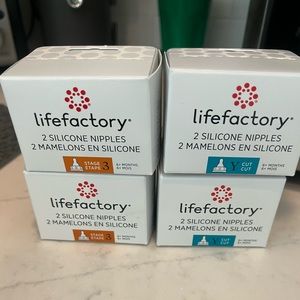 Lifefactory- silicone nipples for baby bottle stage 3 and Y